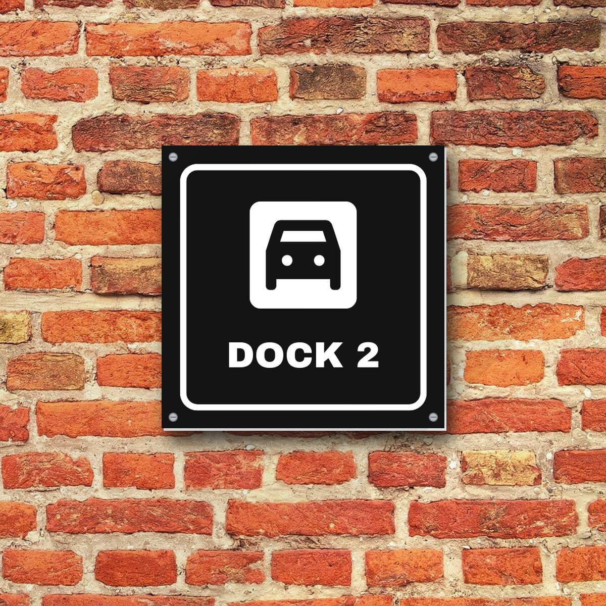 Bordje Dock 2 aan de muur