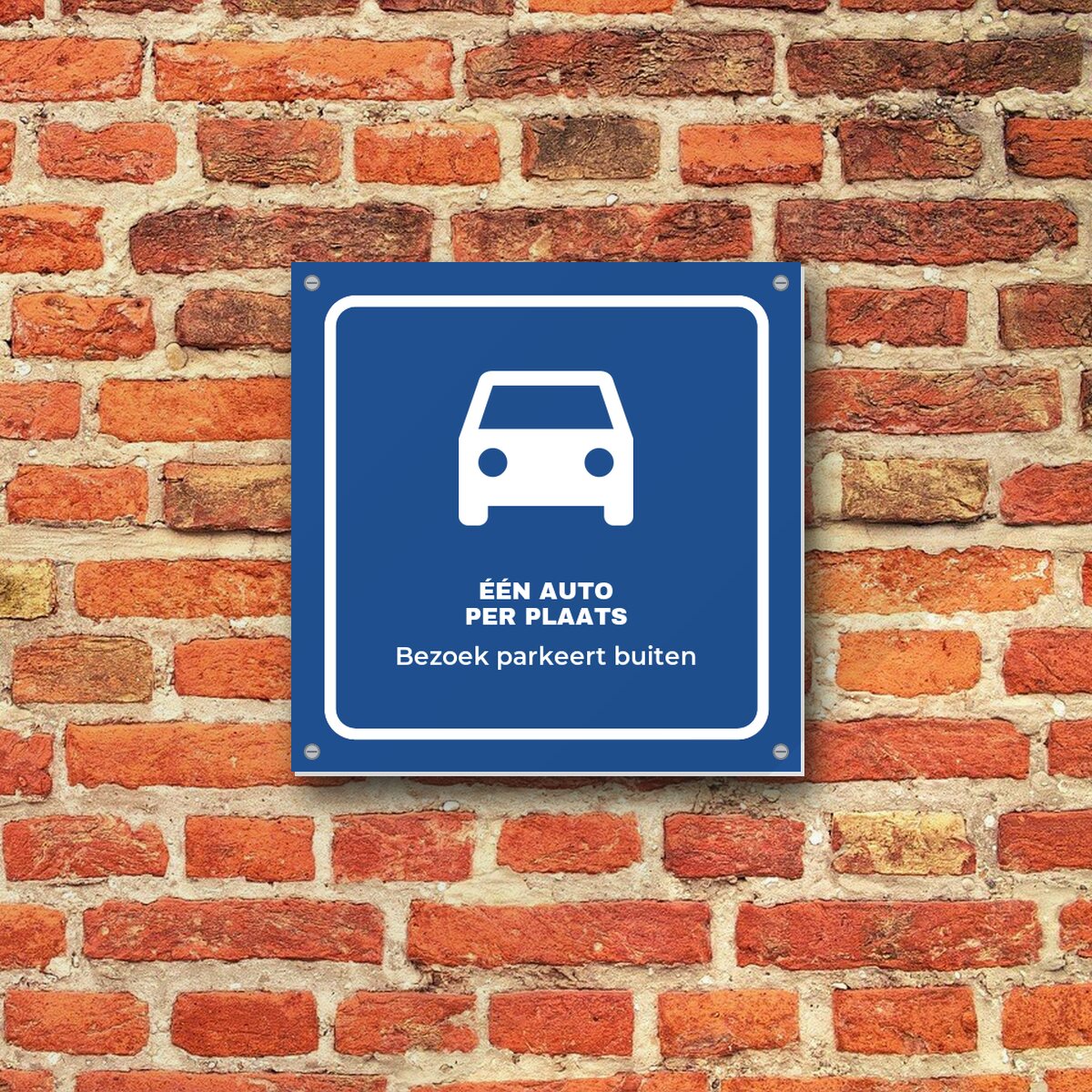 Bordje Eén auto per plaats aan de muur