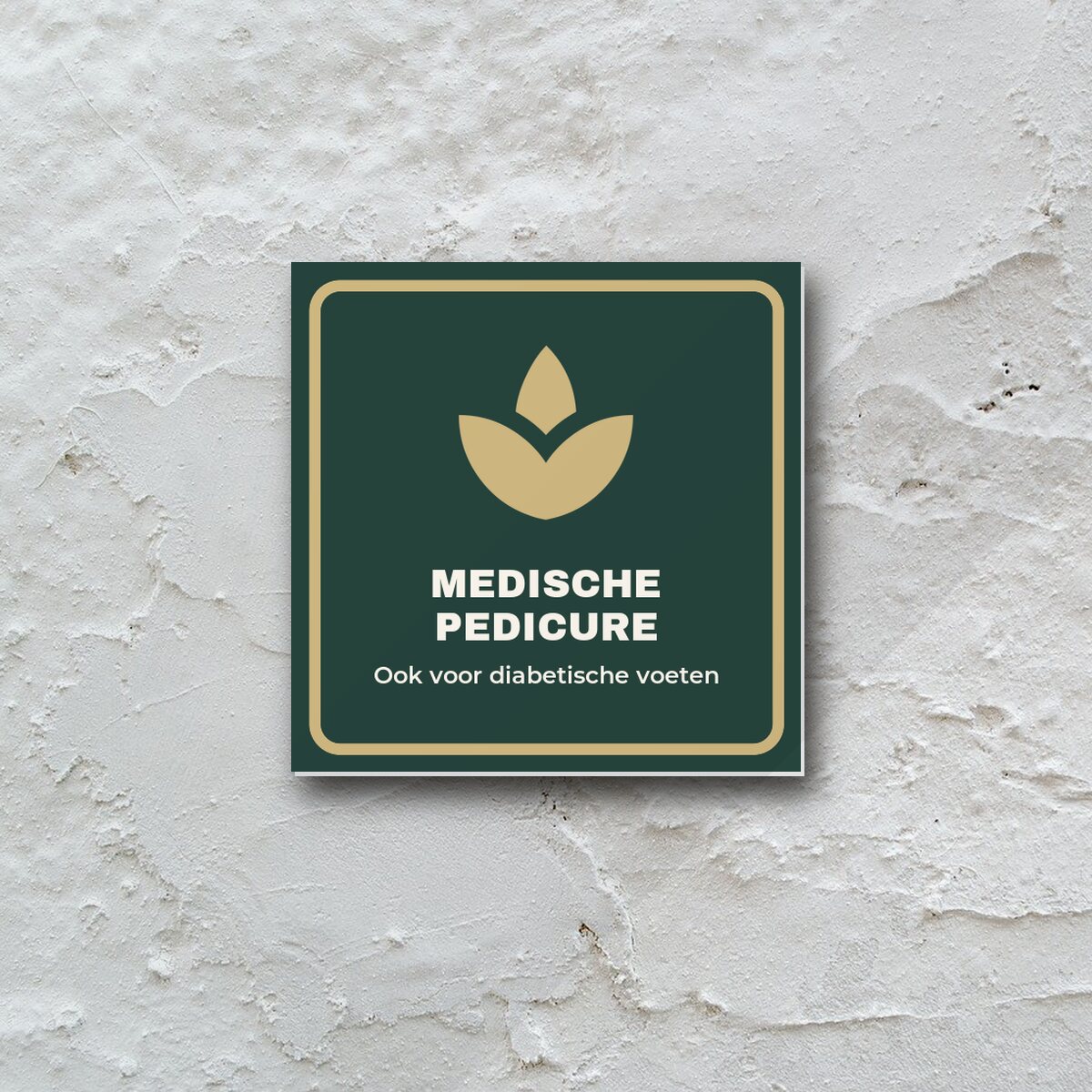 Bordje Medische pedicure aan de muur