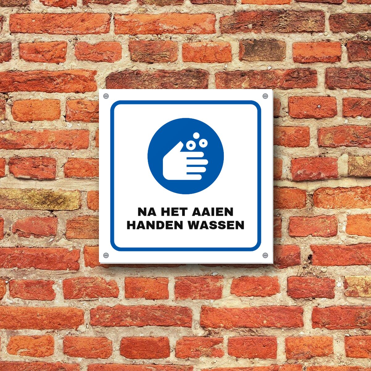 Bordje Na het aaien handen wassen aan de muur
