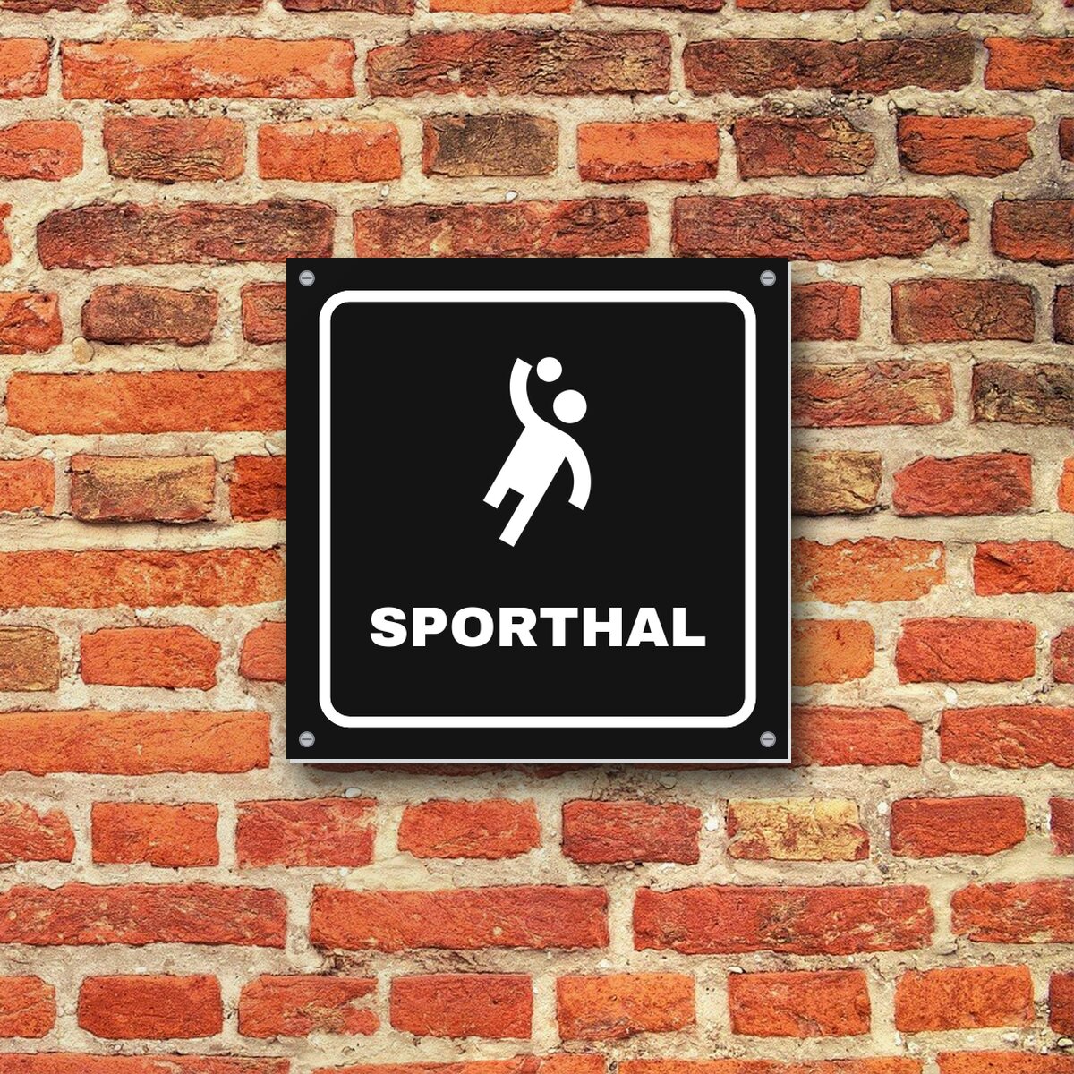 Bordje Sporthal aan de muur